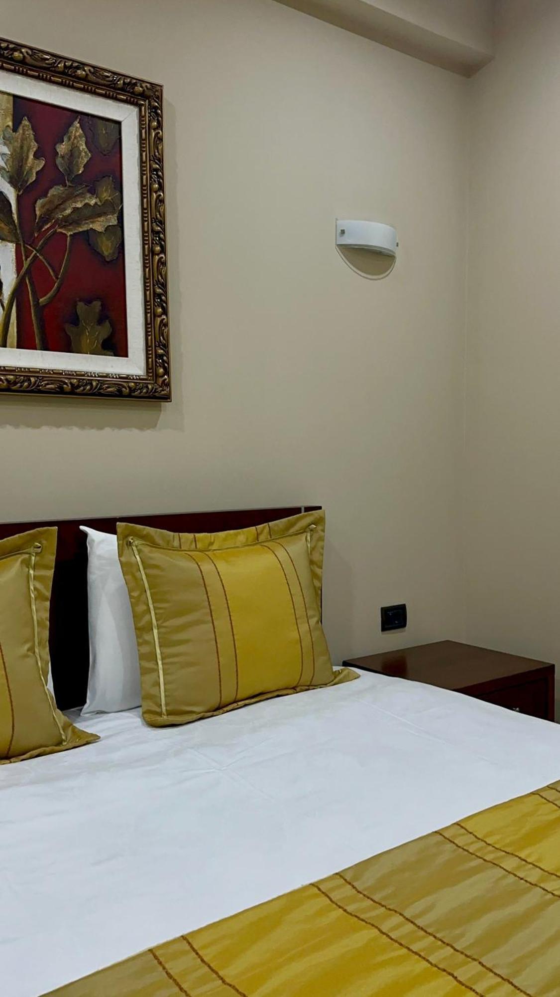 Rritja E Koranit Hotel Tushemisht Kültér fotó