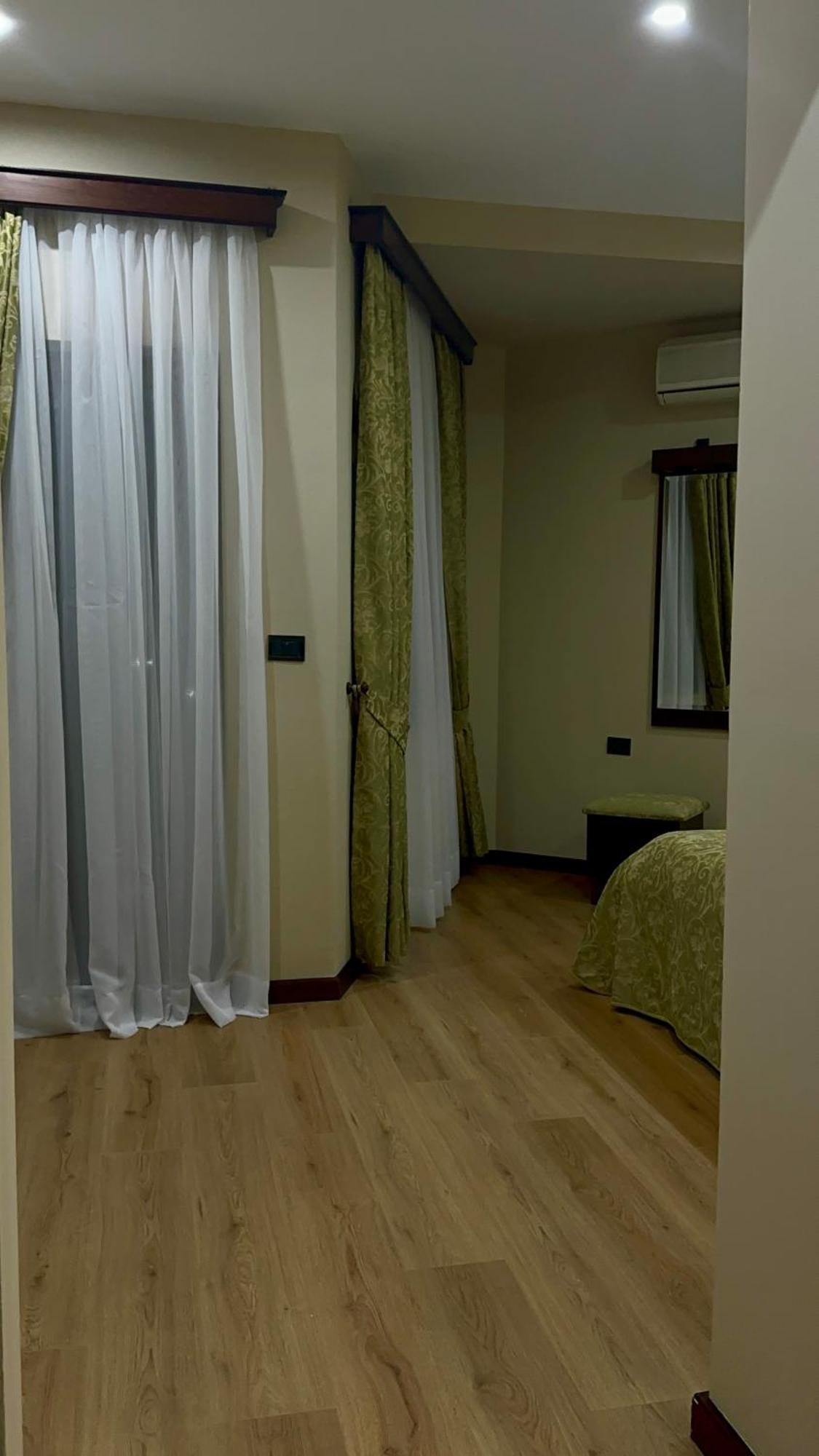 Rritja E Koranit Hotel Tushemisht Kültér fotó